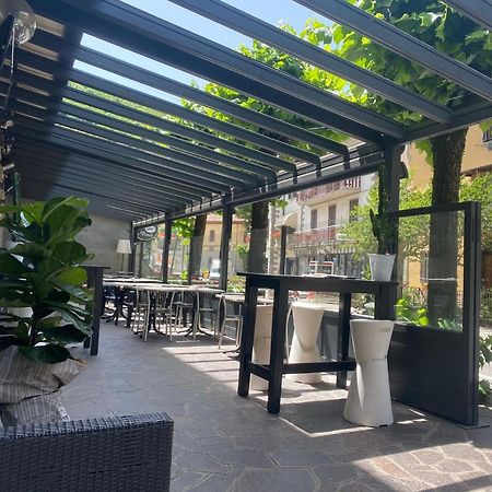 Albergo Ristorante Il Ponte Кастильоне-деи-Пеполи Экстерьер фото